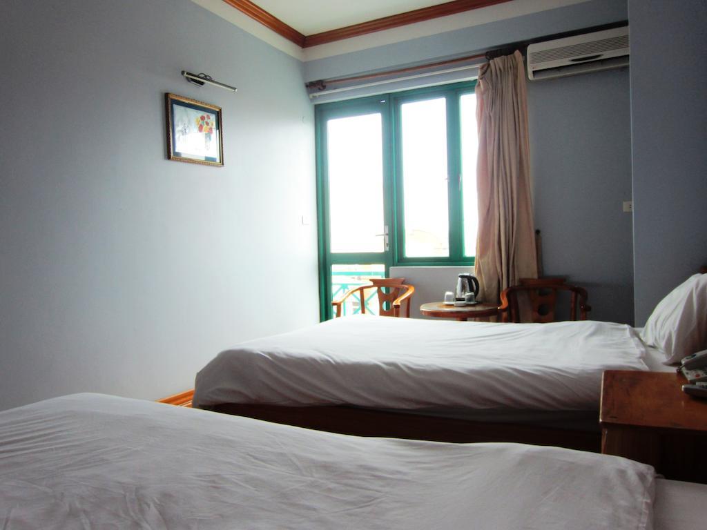Green Bay Hotel Ha Long Quarto foto
