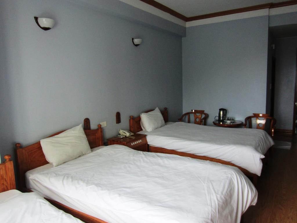 Green Bay Hotel Ha Long Quarto foto